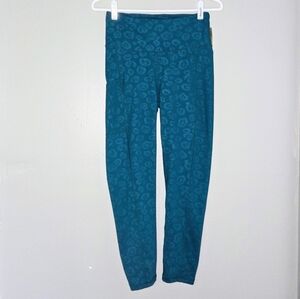 Lilly Pulitzer Luxletic Weekender High Rise Midi Leggings